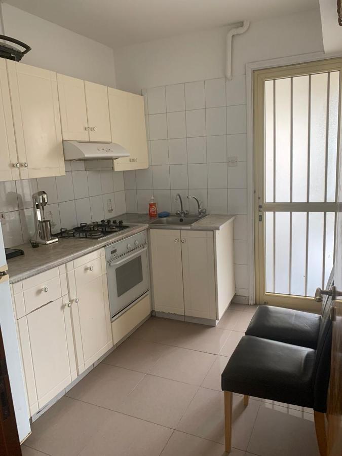 Ground Floor Apartment With Big Balcony Ларнака Екстер'єр фото